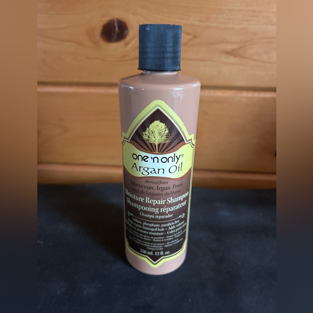One N Only Argan Oil Moisture Repair Shampoo